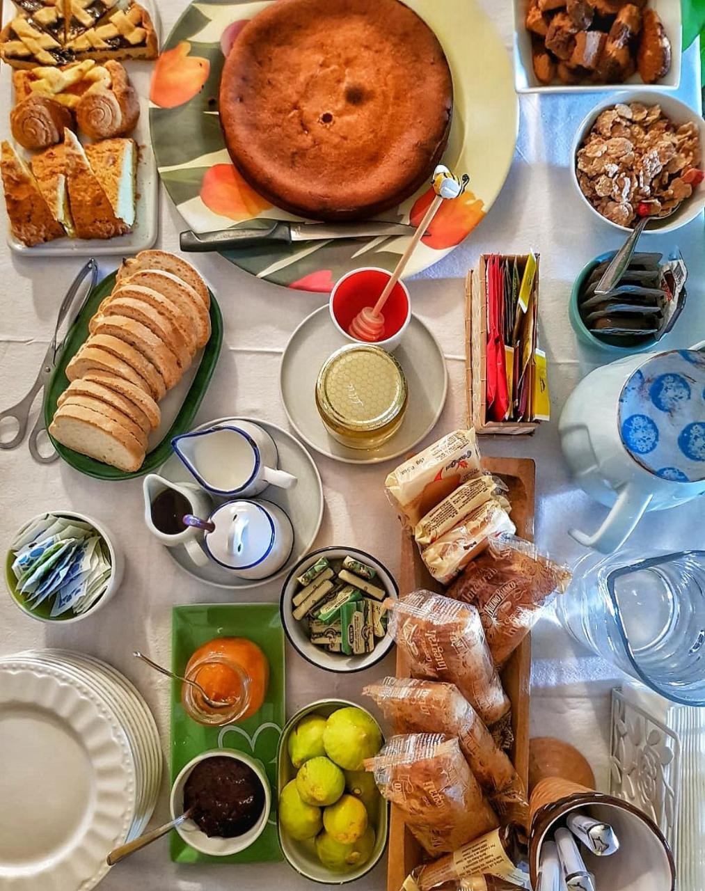 Il Giardino Dei Frati Bed & Breakfast Roncofreddo ภายนอก รูปภาพ
