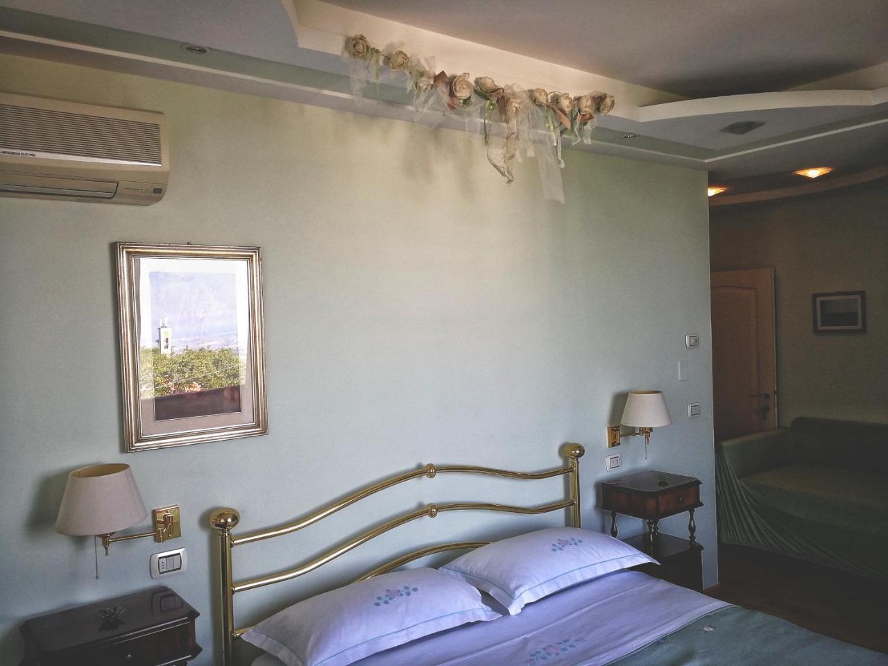 Il Giardino Dei Frati Bed & Breakfast Roncofreddo ภายนอก รูปภาพ